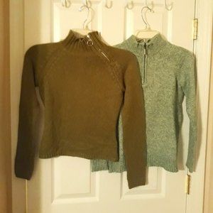Bundle of 2 Women's Zip-Front Sweaters Olive Green / Light Green Size S / M